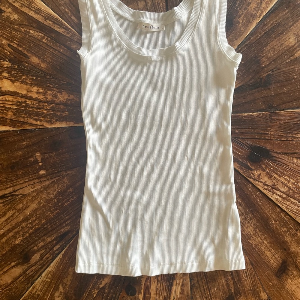 Neuflora Avery Tank